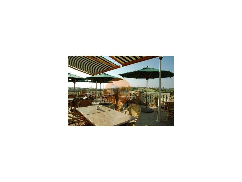 (GOLDEN VISA) Moradia de tipologia V3 de sonho num aldeamento no Ca... - Grande imagem: 4/60