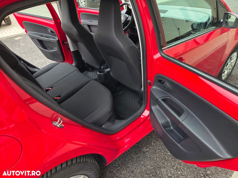Volkswagen up! - 13