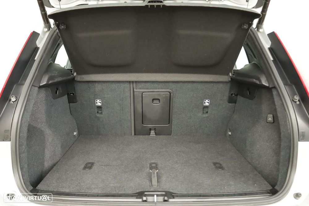 Volvo XC 40 1.5 T2 Core Auto - 23