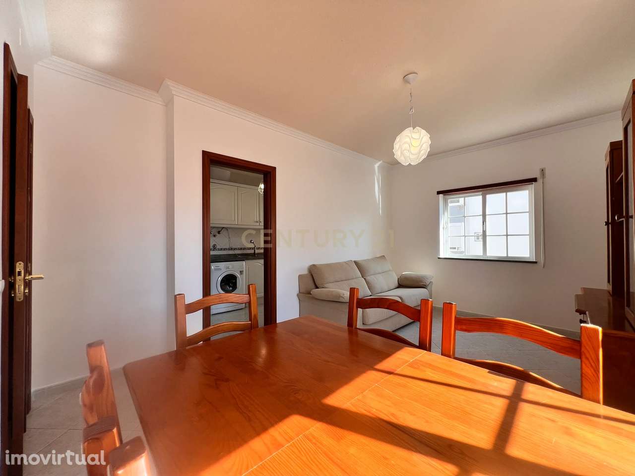 T2 para arrendamento anual a 80 mts da praia em Armação de Pêra - Grande imagem: 3/22