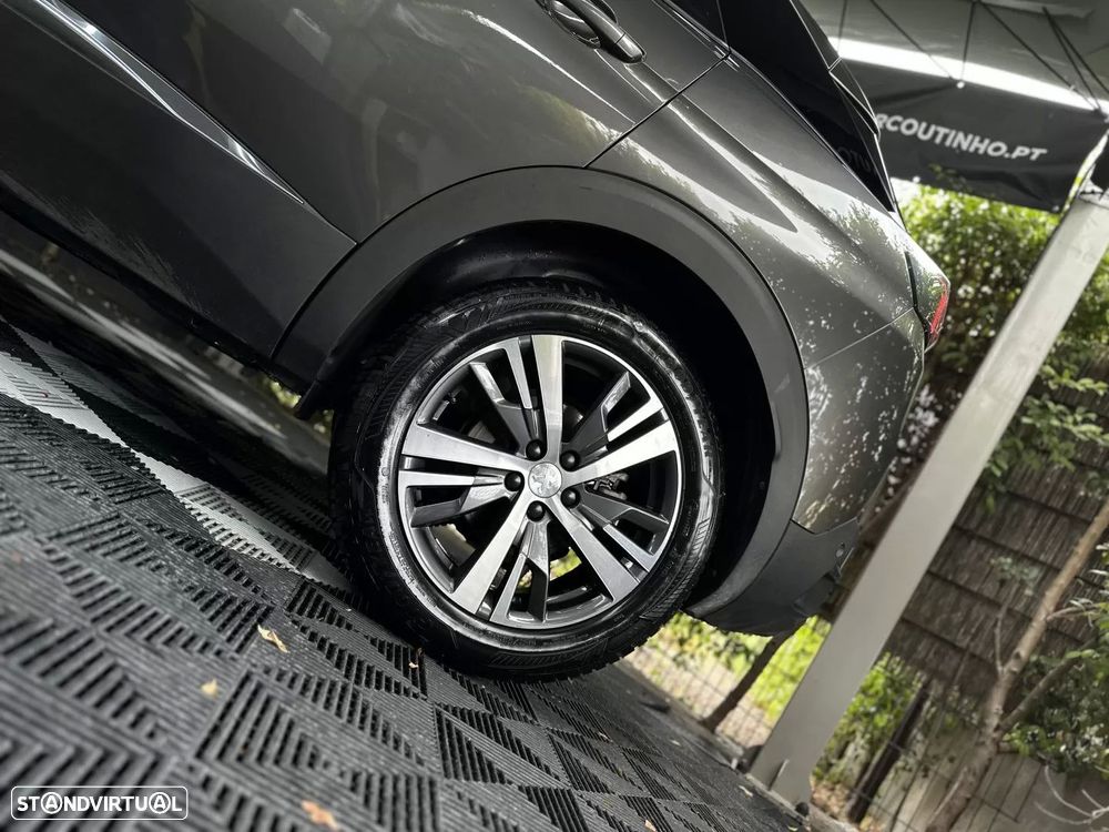 Peugeot 3008 1.2 PureTech Allure Pack EAT8 - 4