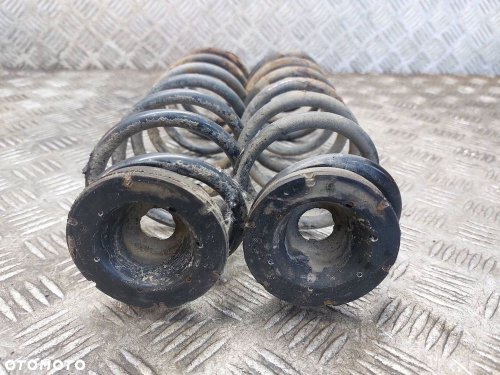 SPRĘŻYNA ZAWIESZENIA TYŁ KOMPLET SKODA FABIA I HB 5D - 2