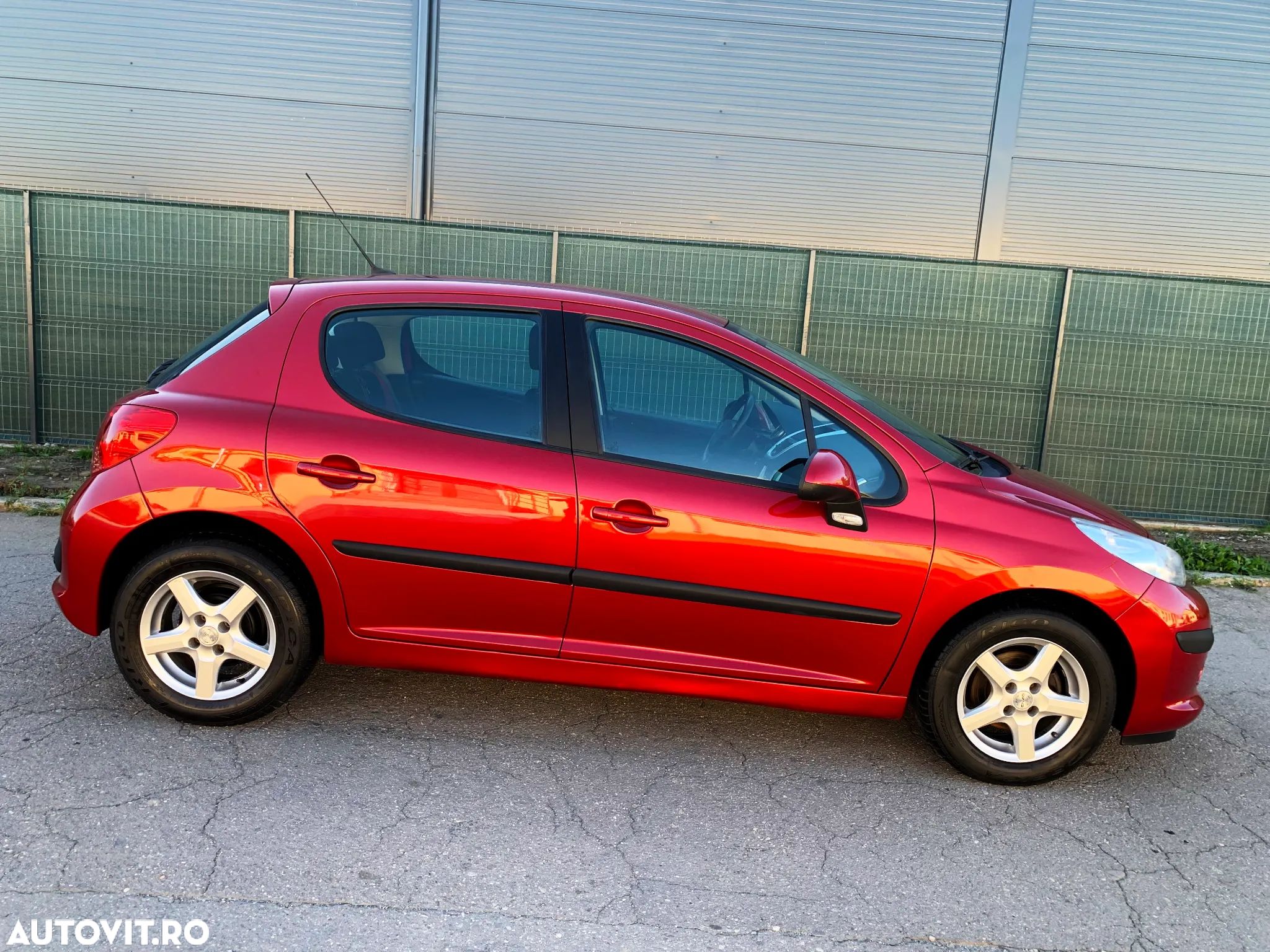 Peugeot 207 1.4E 16V Trendy - 1