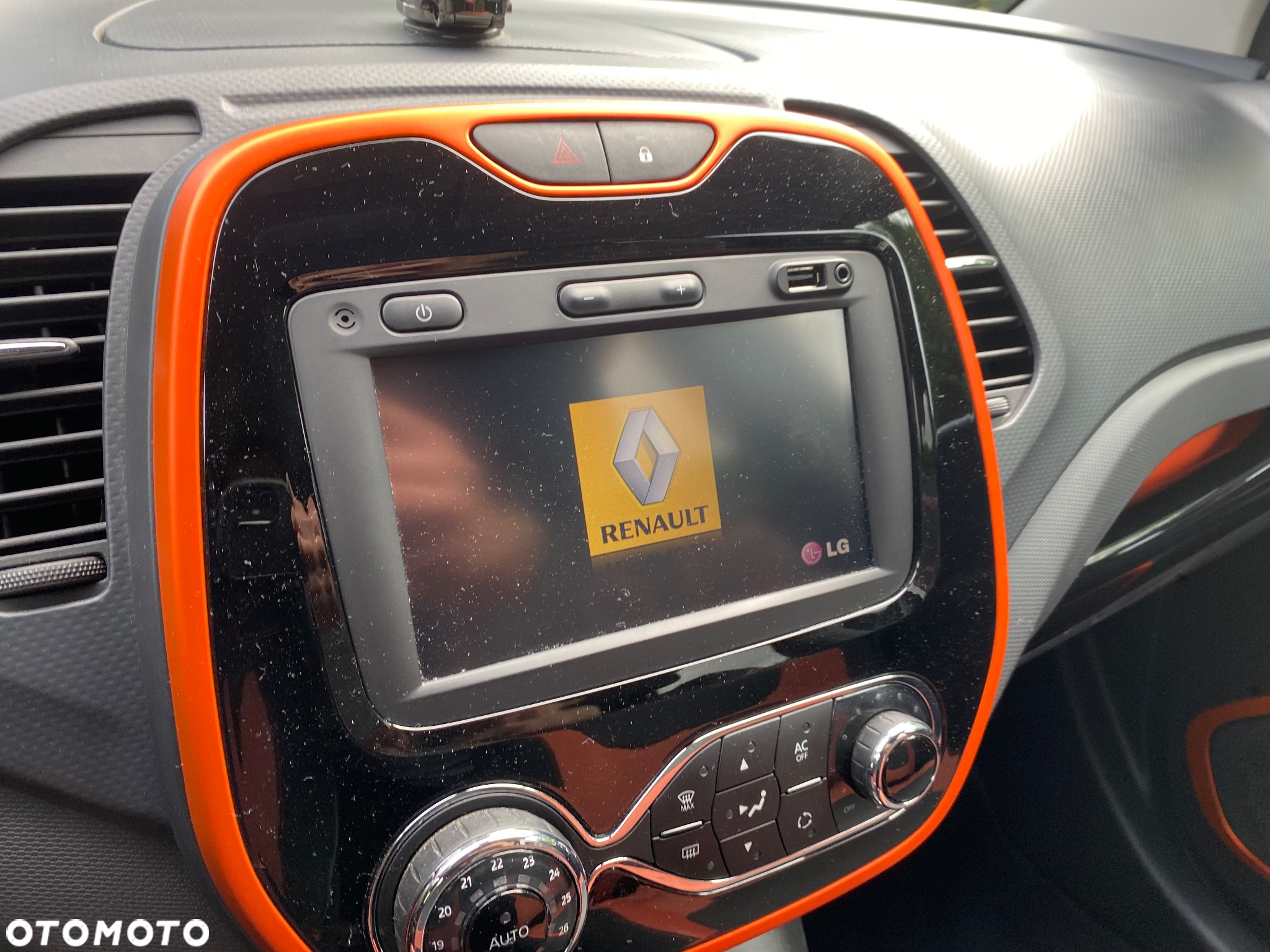 Renault Captur ENERGY TCe 90 Start&Stop Luxe - 22