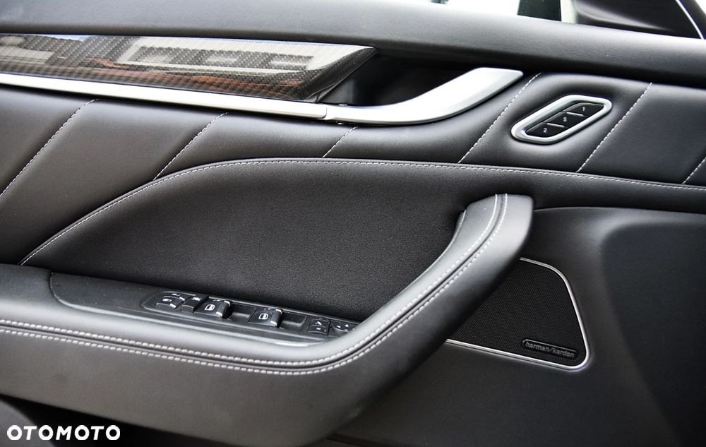 Maserati Levante - 15