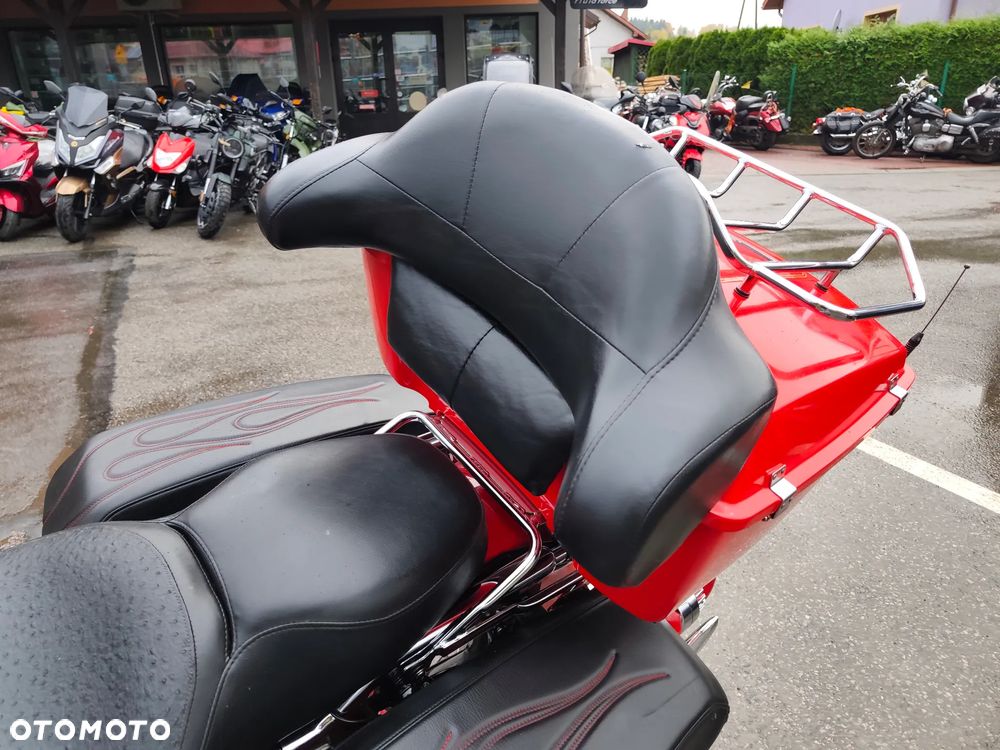 Harley-Davidson FLHTCU Ultra - 40