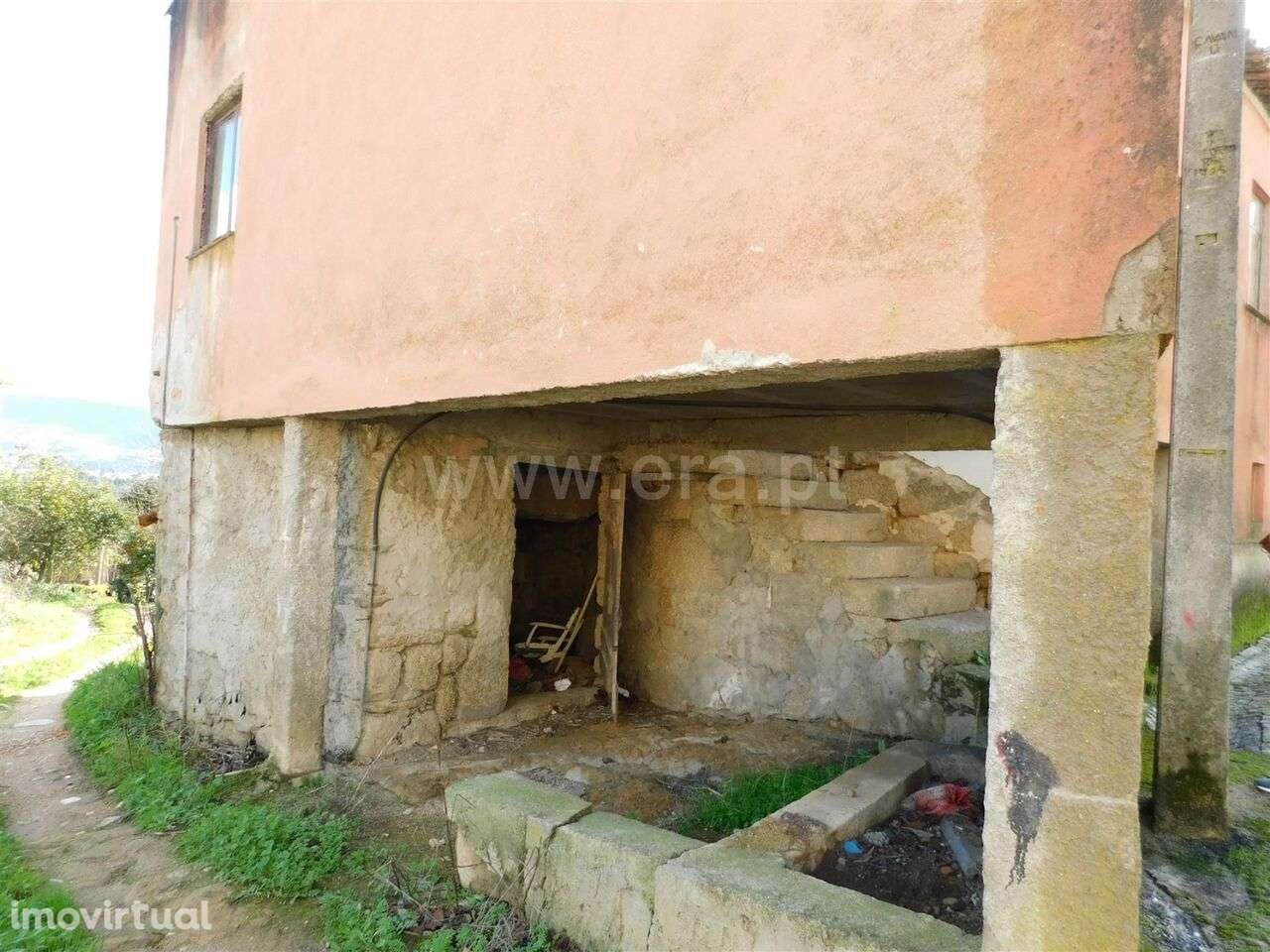 Moradia / Seia, Tourais e Lajes - Grande imagem: 2/3