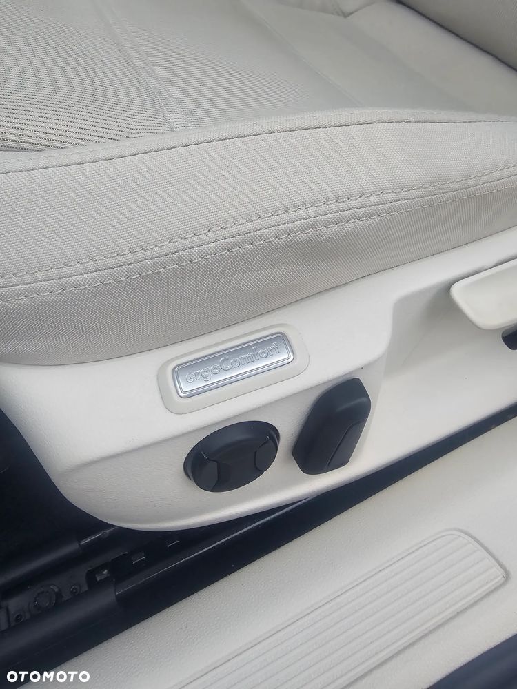 Volkswagen Passat 1.6 TDI (BlueMotion Technology) Comfortline - 10