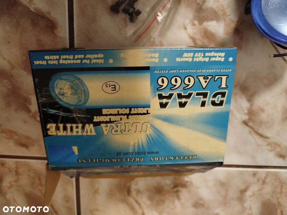 Halogeny lampy   PRZECIWMGIELNE   ULTRA WHITE (H3 12V 55W) - 2