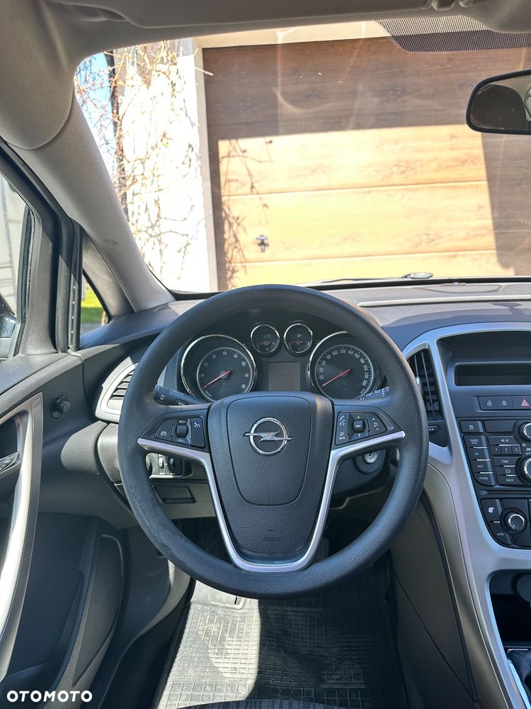 Opel Astra 1.4 Turbo Design Edition - 21