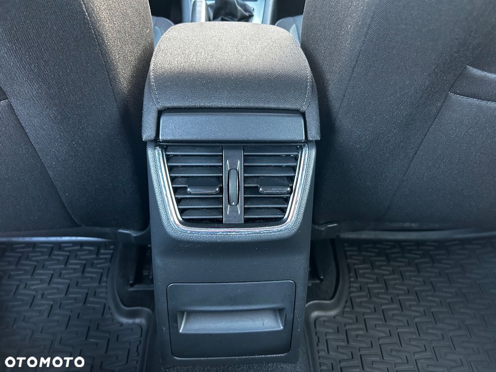 Skoda Octavia 1.4 TSI Ambition - 21