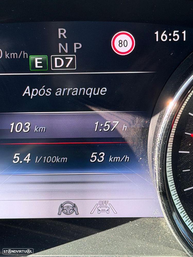 Mercedes-Benz E 220 d 9G-TRONIC AMG Line - 31