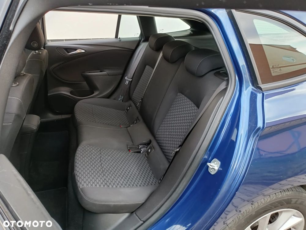 Opel Astra 1.5 D Start/Stop Sports Tourer - 20