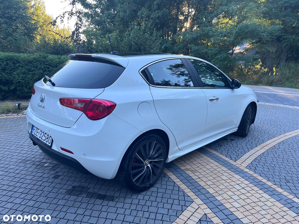 Alfa Romeo Giulietta 1.4 TB MultiAir Distinctive TCT - 2
