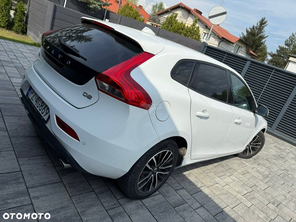 Volvo V40 - 4