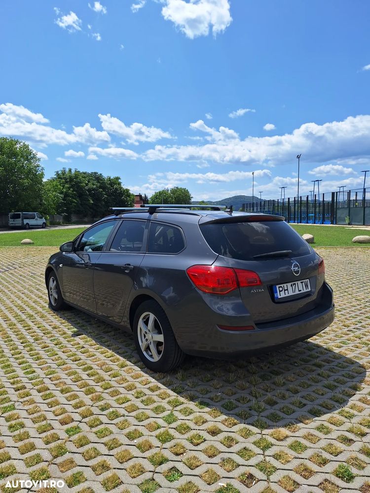 Opel Astra Sports Tourer 1.7 CDTI ECOTEC - 6