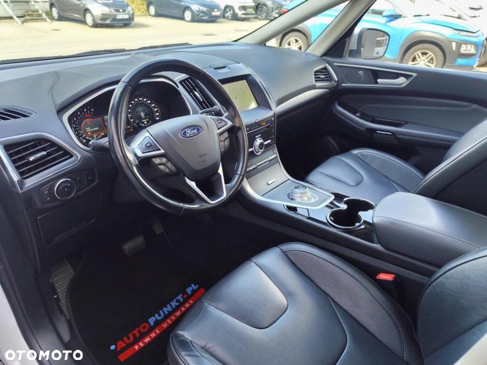 Ford S-Max - 9