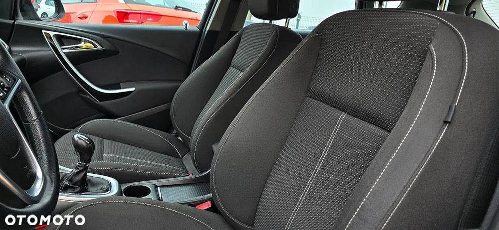 Opel Astra IV 1.4 T Cosmo - 8