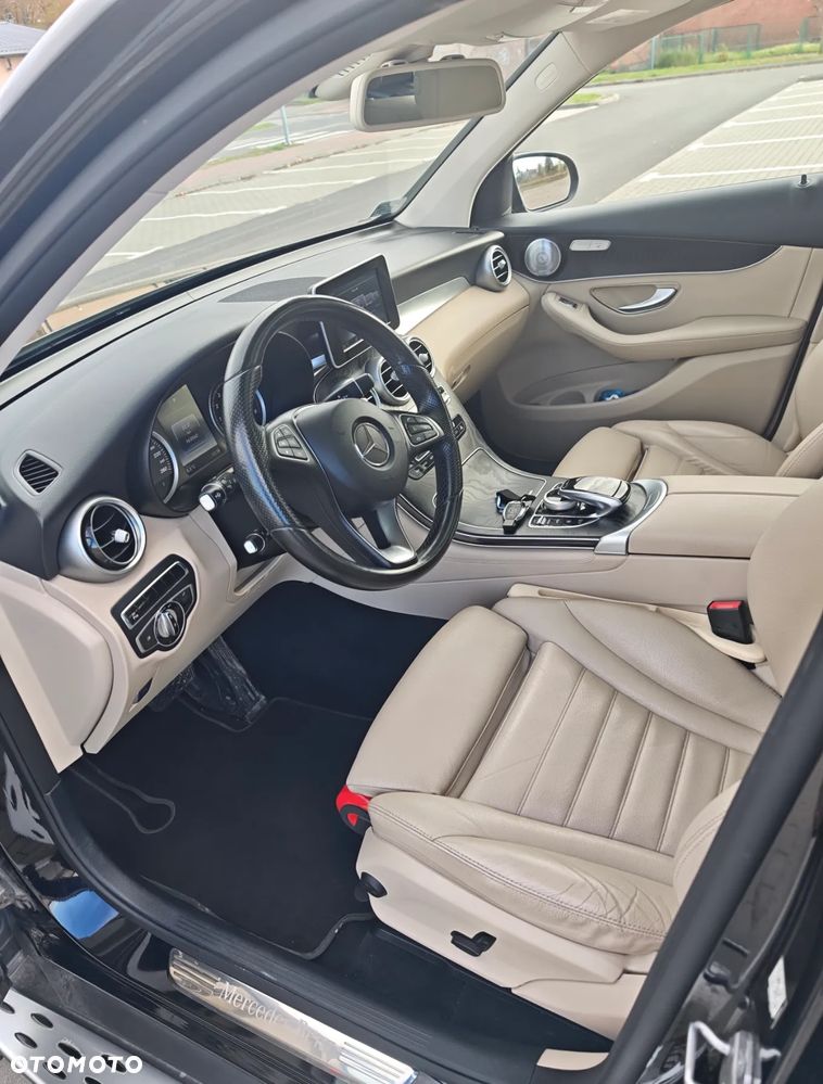Mercedes-Benz GLC - 16