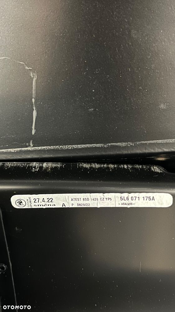 Box dachowy skoda octavia 4, 380 litrów + relingi - 8
