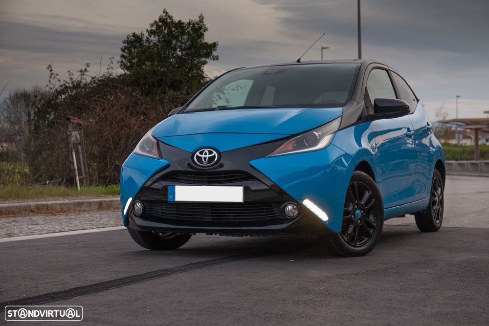 Toyota Aygo x-cite - 2