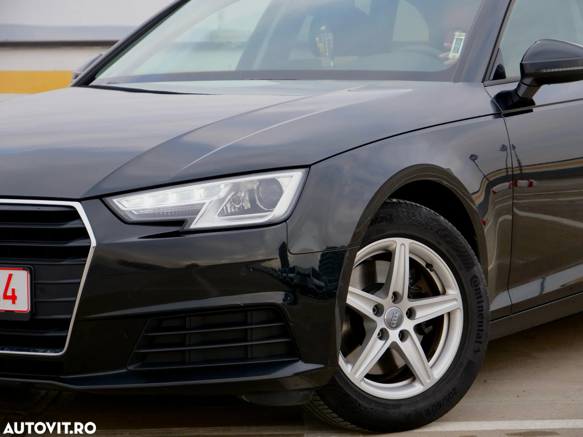 Audi A4 Avant 2.0 TDI S tronic - 12