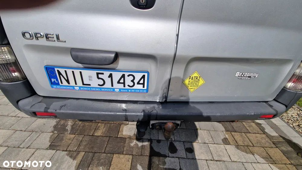 Opel Vivaro Tour - 8