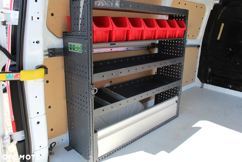 Ford Transit Custom - 13