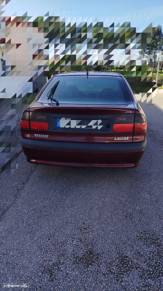 Renault Laguna 2.0 RXE - 2