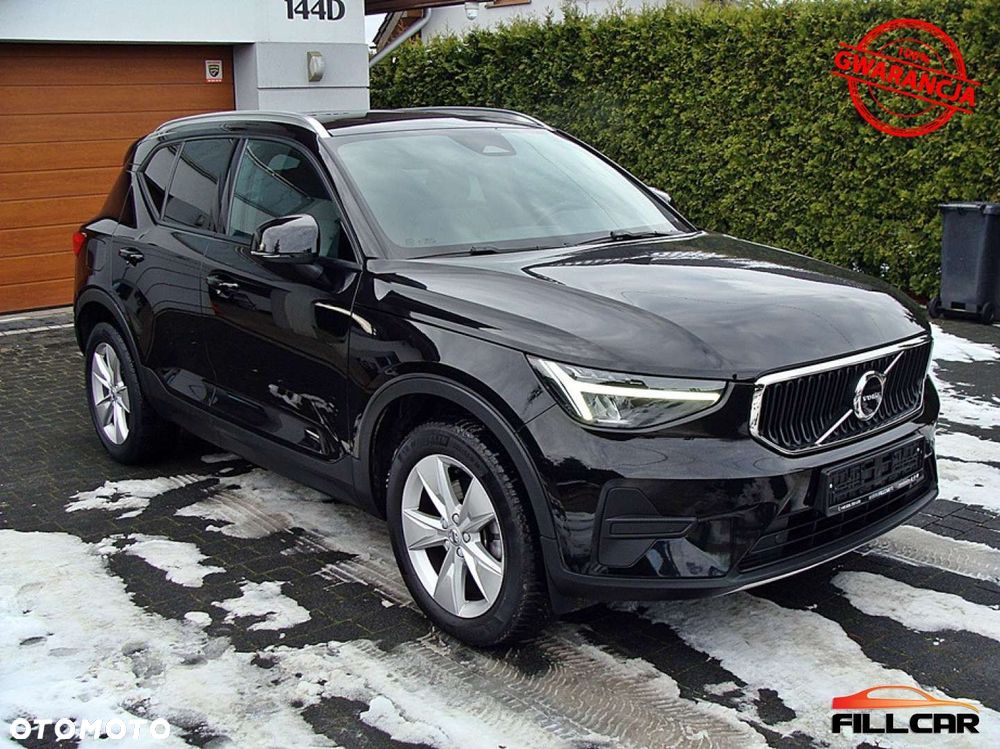 Volvo XC 40 B3 Ultra Dark - 2