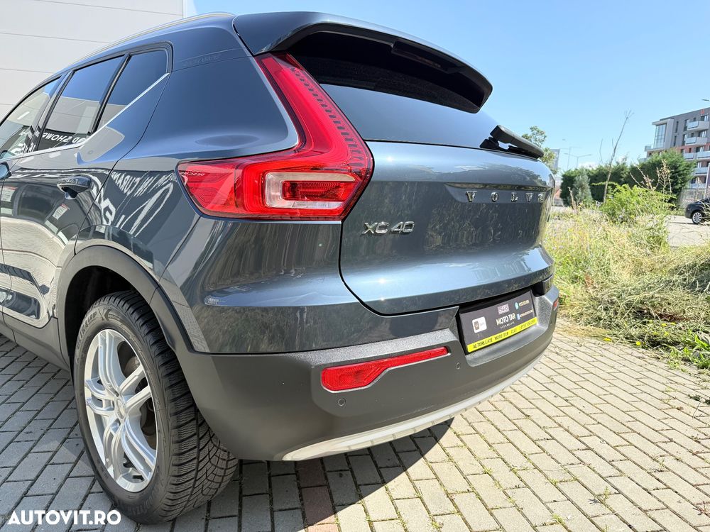 Volvo XC 40 T5 Twin Engine DKG Inscription - 33