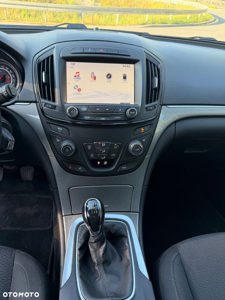 Opel Insignia - 8