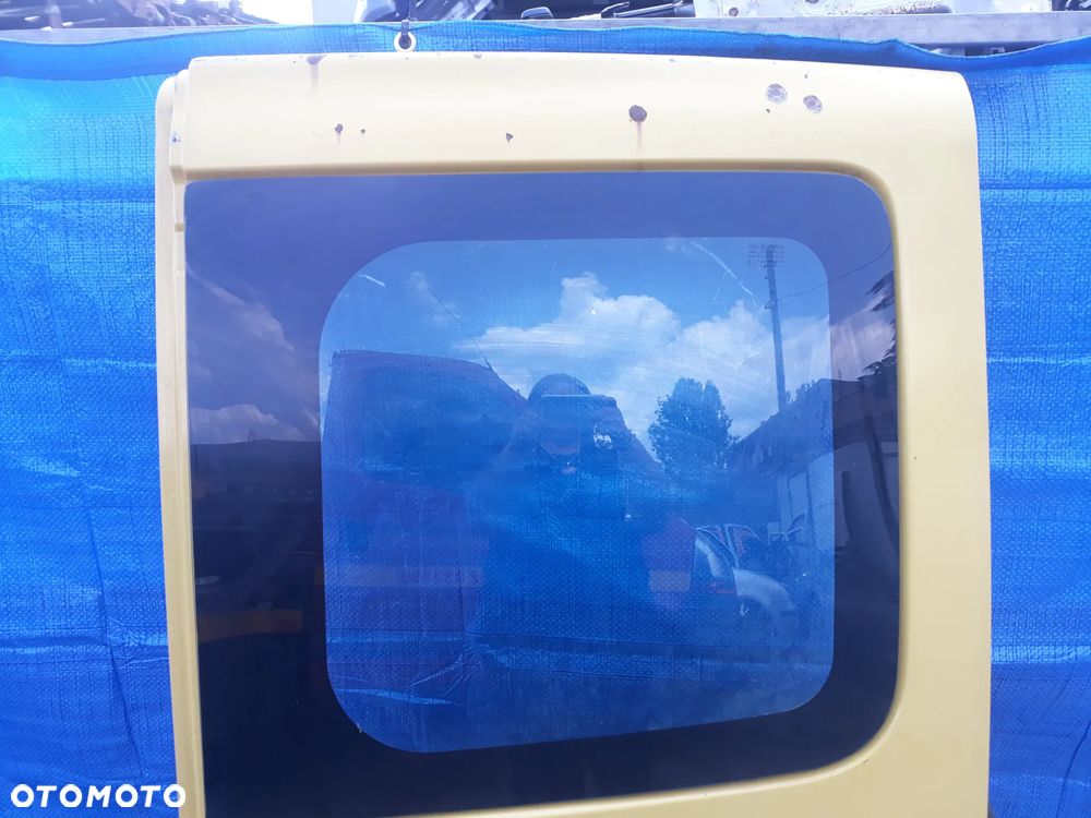 DRZWI PRAWY TYŁ RENAULT TRAFIC II - 2