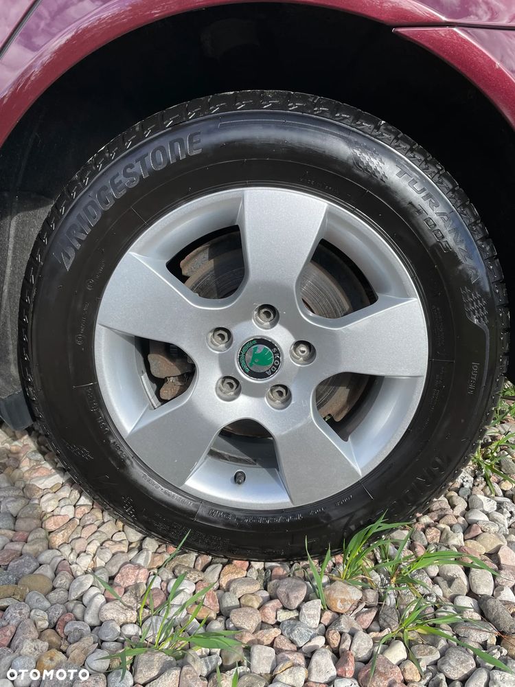 Skoda Octavia 1.4 TSI Ambiente - 11