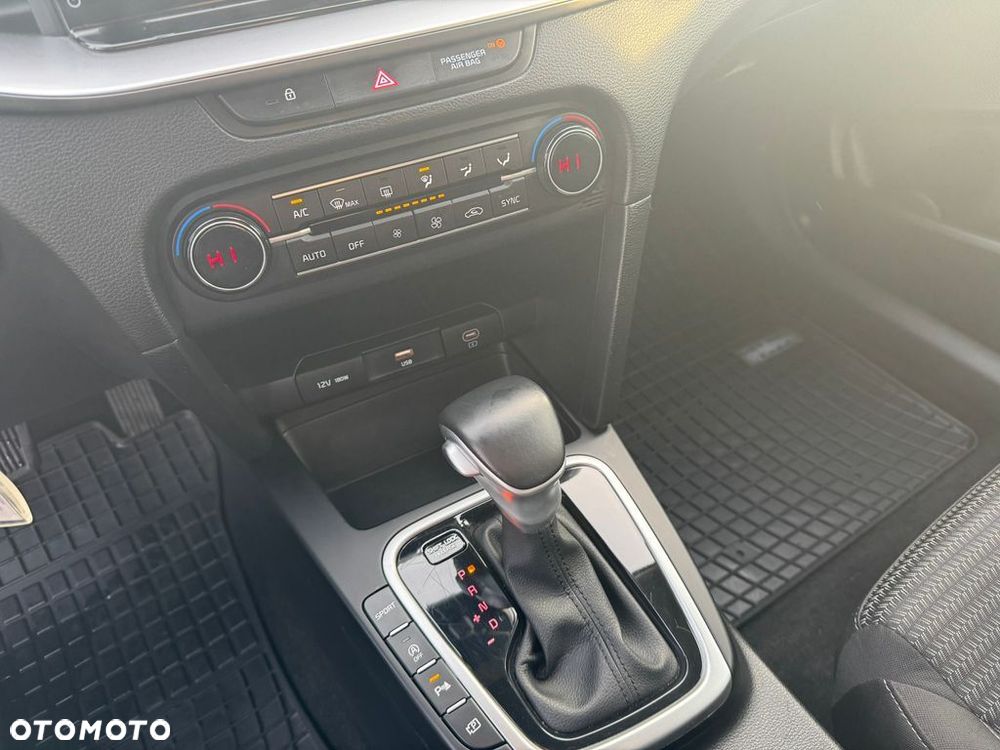 Kia XCeed 1.5 T-GDI M DCT - 13
