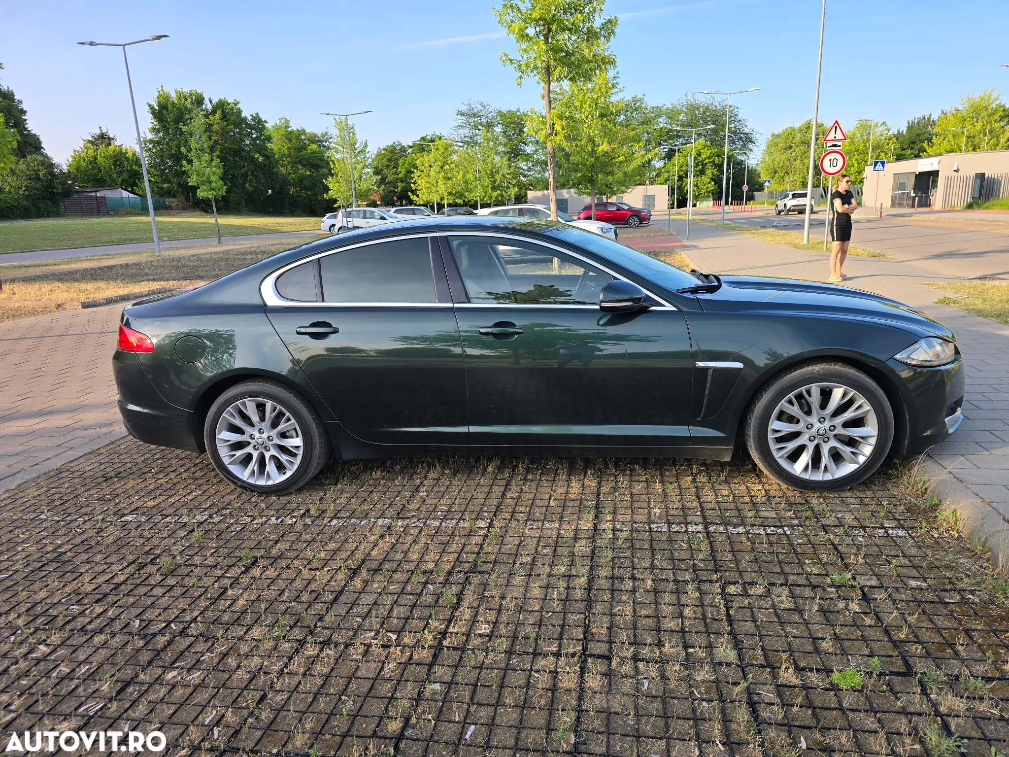 Jaguar XF 2.2D Premium Luxury - 5
