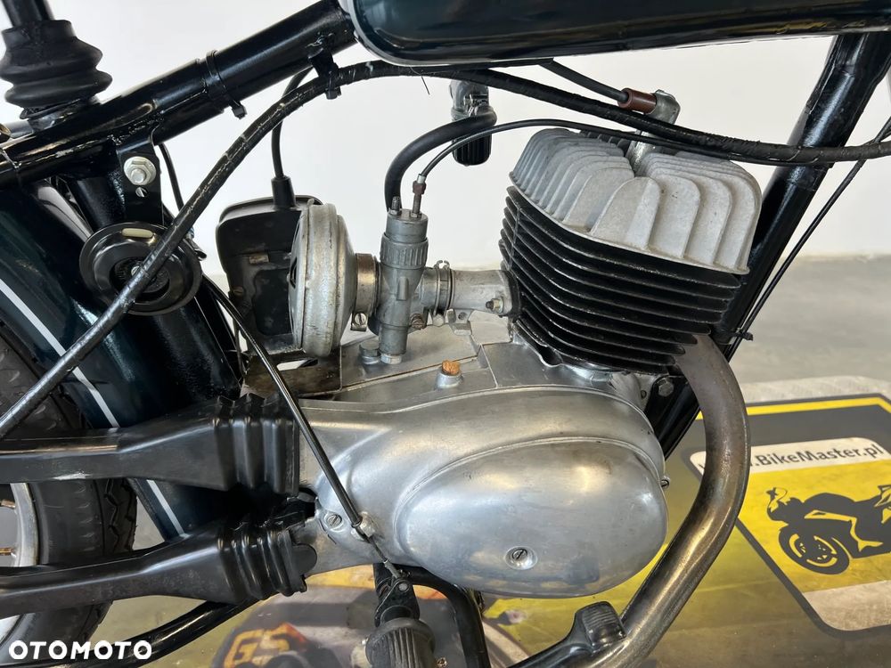 MZ RT - 29