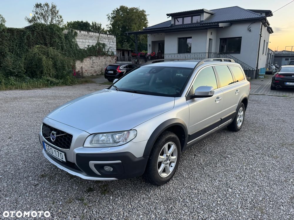 Volvo XC 70 - 1