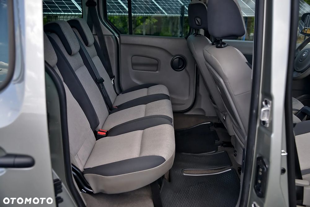 Renault Kangoo 1.6 16V 105 Privilege - 26