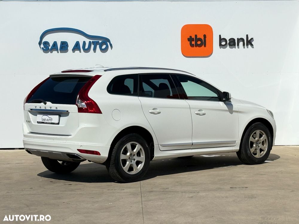 Volvo XC 60 D4 Geartronic Momentum - 17