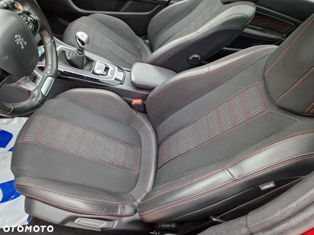 Peugeot 308 BlueHDi FAP 130 Stop & Start GT Pack - 11