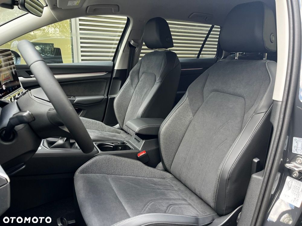 Volkswagen Golf - 14