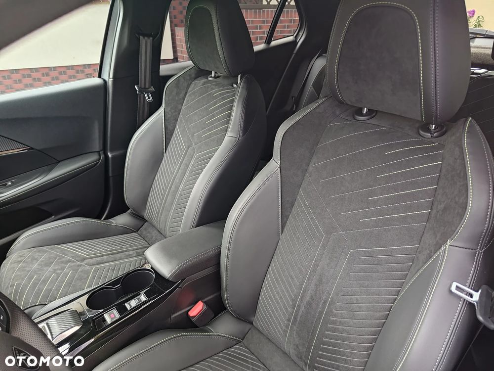 Peugeot 2008 1.2 PureTech GT S&S EAT8 - 20