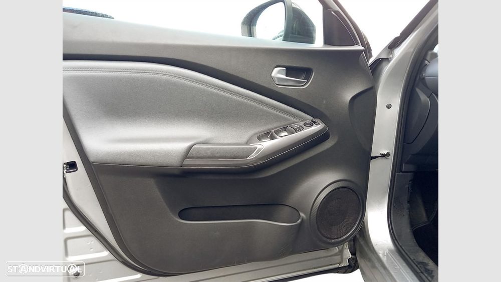Nissan Juke 1.0 DIG-T N-Connecta - 12