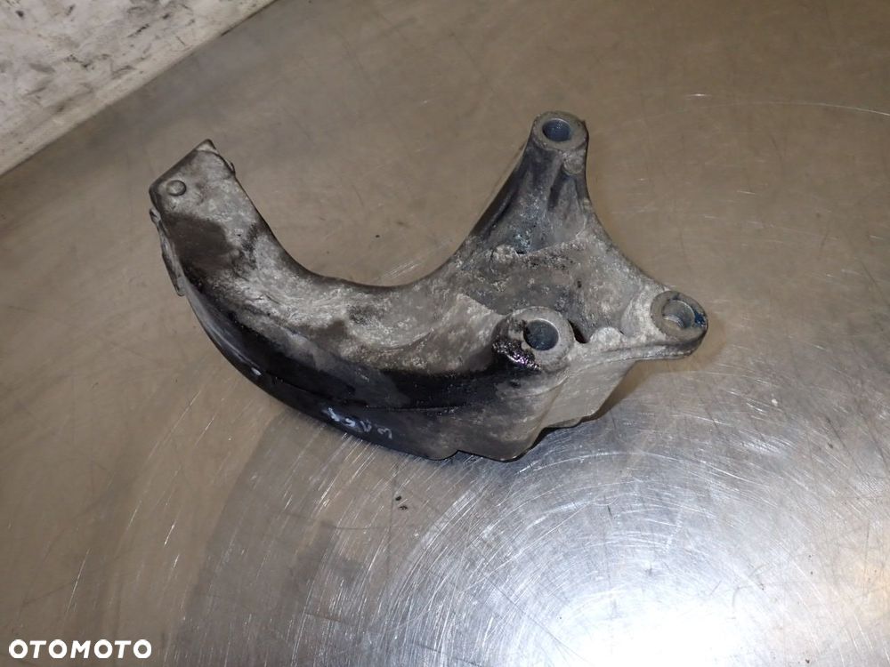 ŁAPA SKRZYNI MERCEDES-BENZ W169 A150 1.5 A1692410601 - 2