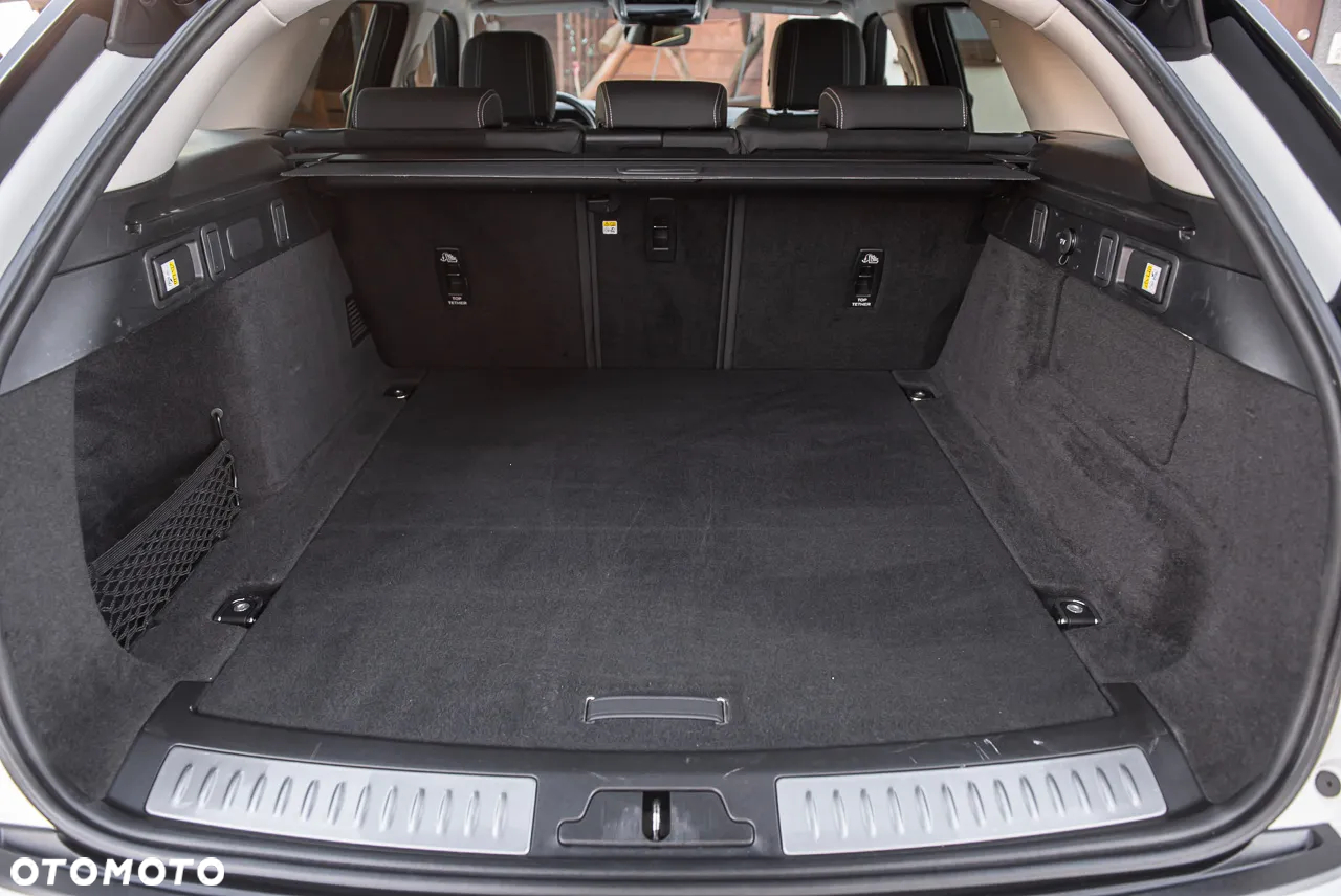 Land Rover Range Rover Velar - 30