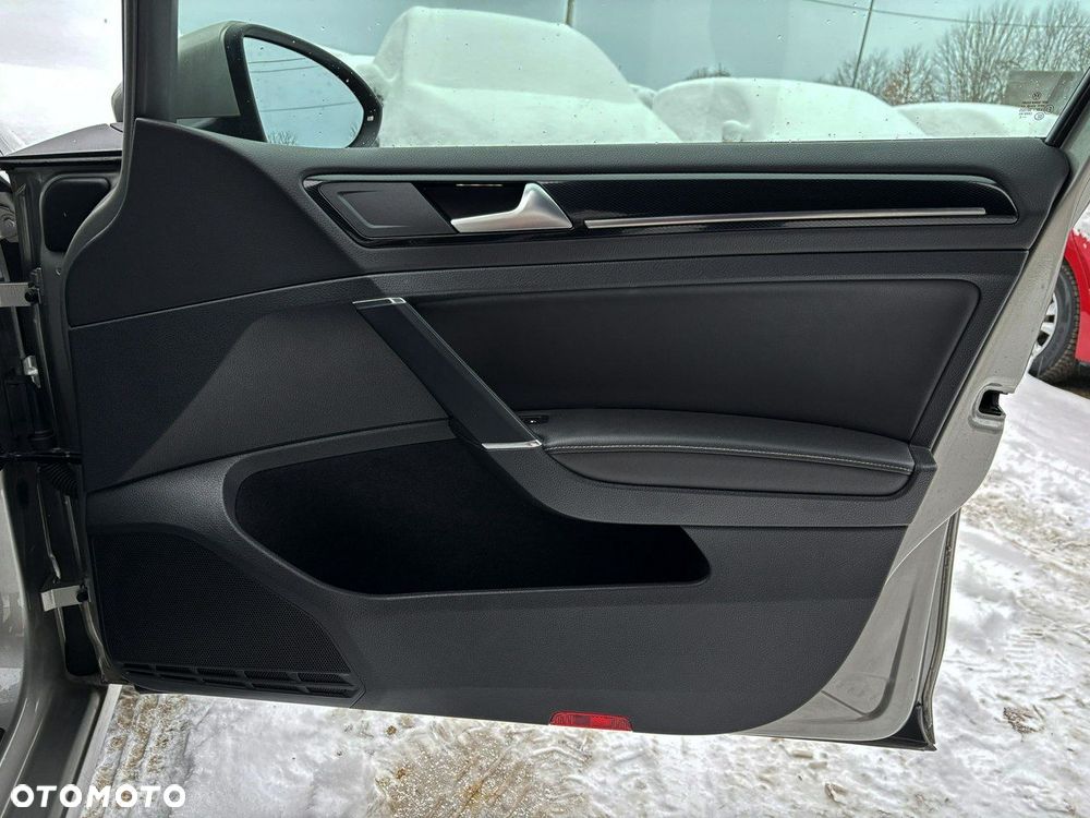 Volkswagen Golf 1.4 TSI BMT Highline DSG - 28