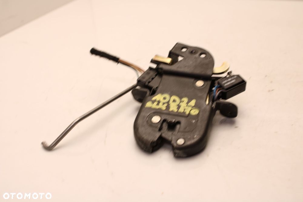 mercedes slk r170 lift 00r- zamek klapy bagażnika tył tylny a1707500484 - 1