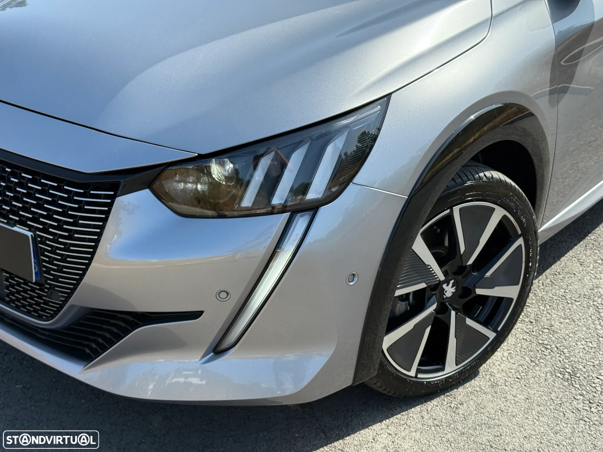 Peugeot e-208 50 kWh GT - 5