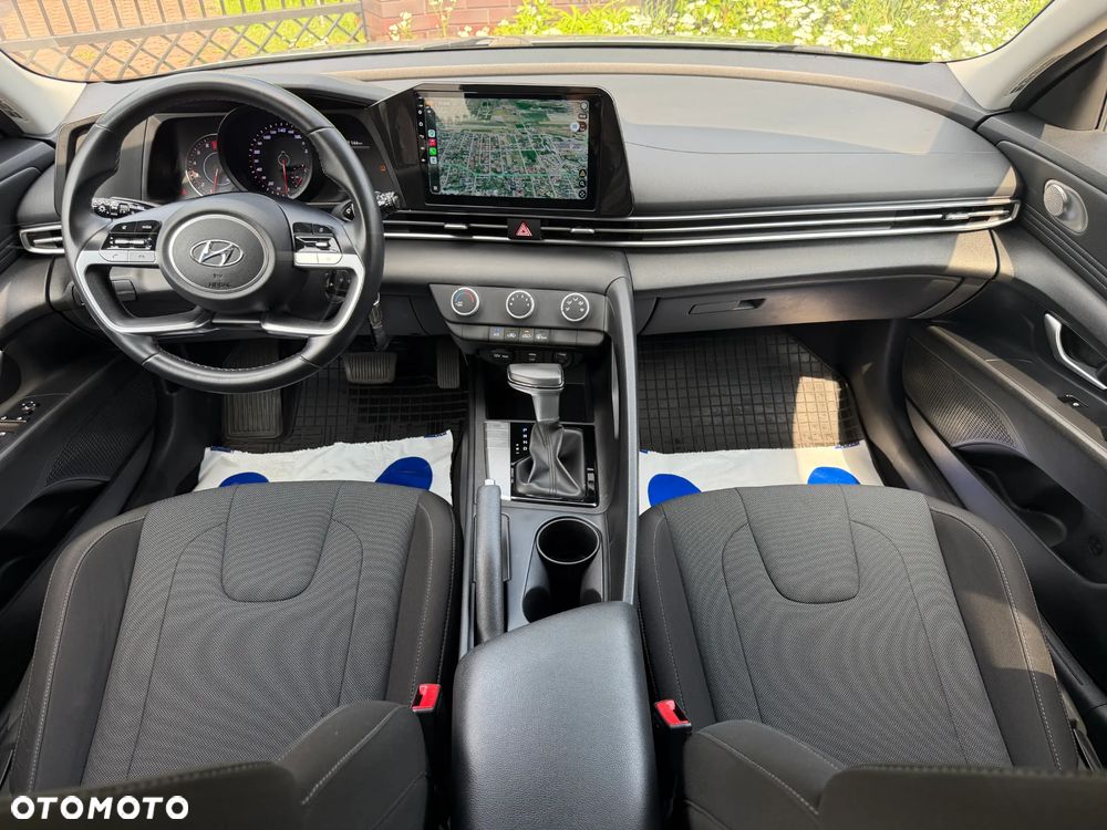 Hyundai Elantra 1.6 Modern CVT - 8